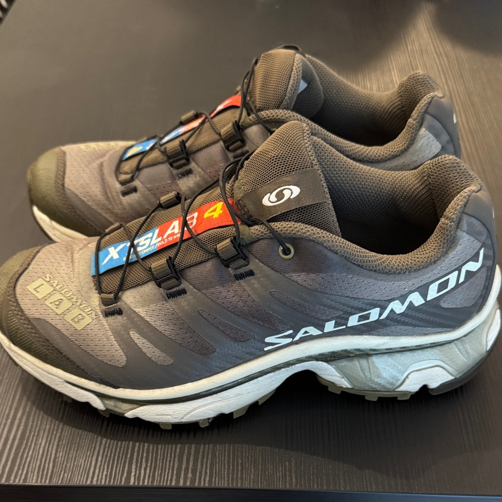 Salomon Men's Gray and White Trail Running Shoes
